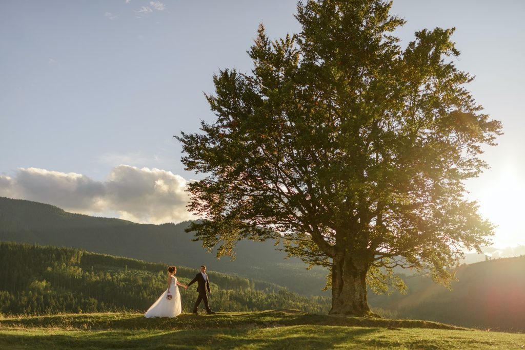 Wedding photography in the mountains.